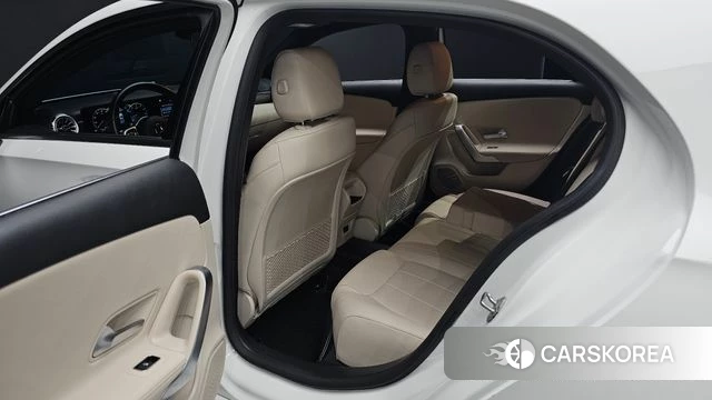 Mercedes-Benz A-Class W177 2022 Белый из Кореи, фото 3