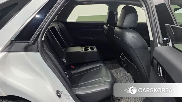 Hyundai Grandeur Hybrid (GN7) 2023 Белый из Кореи, фото 3