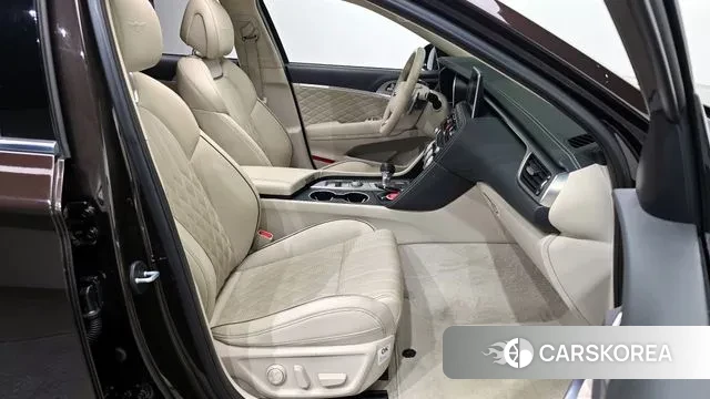 Genesis G70 2018 Коричневый из Кореи, фото 3