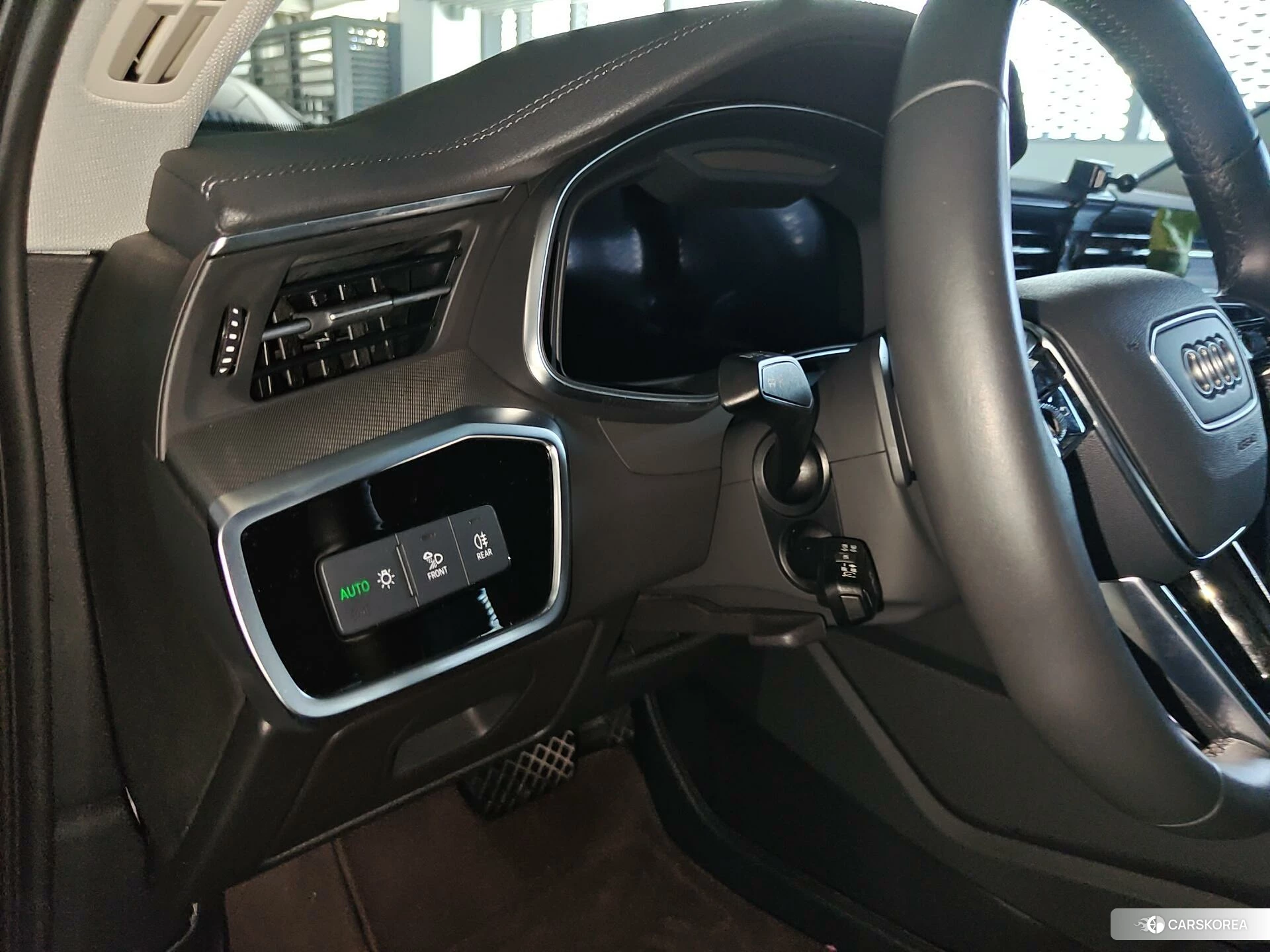 Audi A6L 2021 Черный из Китая, фото 3