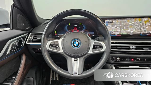 BMW i4 2022 Небесно-голубой из Кореи, фото 3