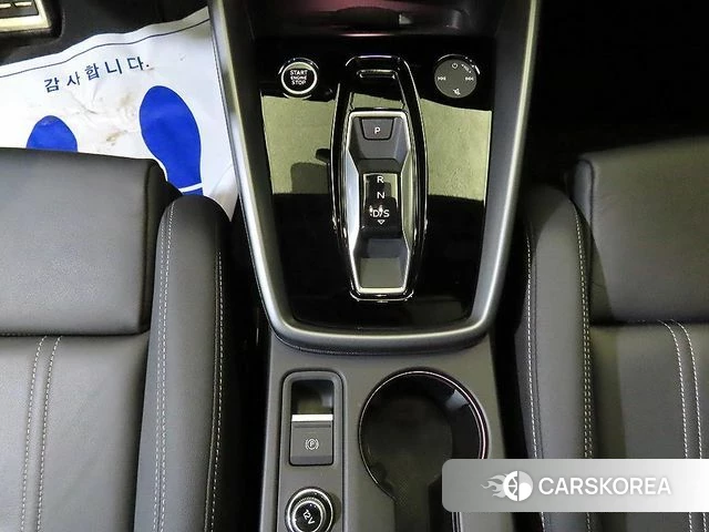 Audi A3 (8Y) 2025 Белый из Кореи, фото 3