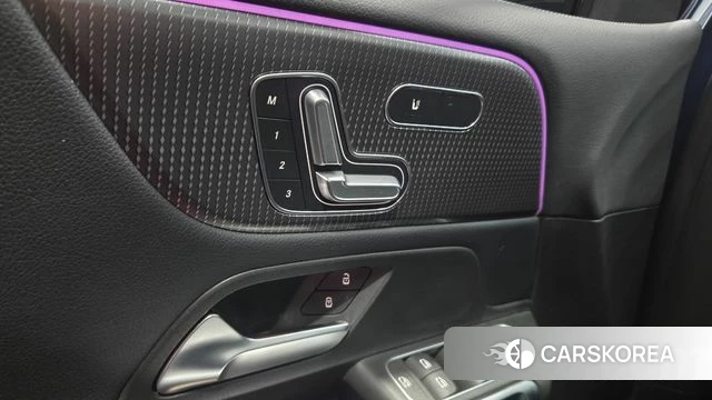 Mercedes-Benz GLB-Class X247 2021 Синий из Кореи, фото 3