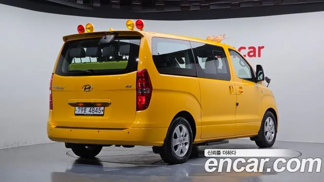 Hyundai The New Grand Starex 2018 Желтый из Кореи, фото 3