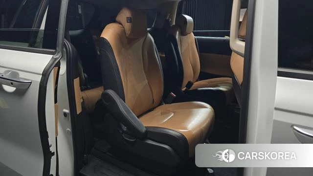 Kia Carnival 4th generation 2023 Белый из Кореи, фото 3