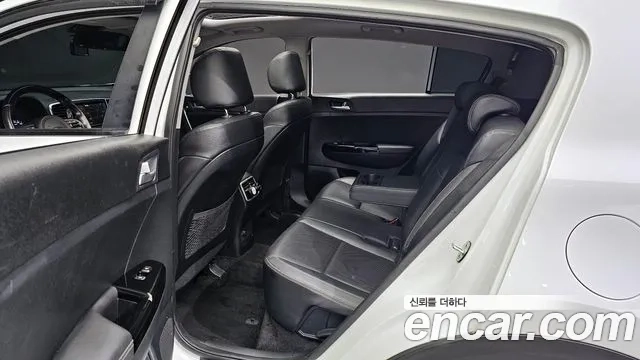 Kia Sportage 4th Generation 2018 Белый из Кореи, фото 3