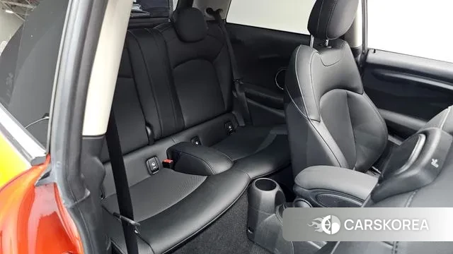 Mini Cooper 2021 Красный из Кореи, фото 3