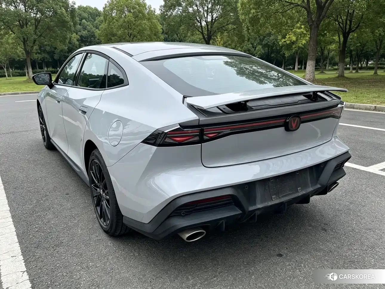 Chang'an Changan UNI-V 2025 Silver/gray из Китая, фото 3