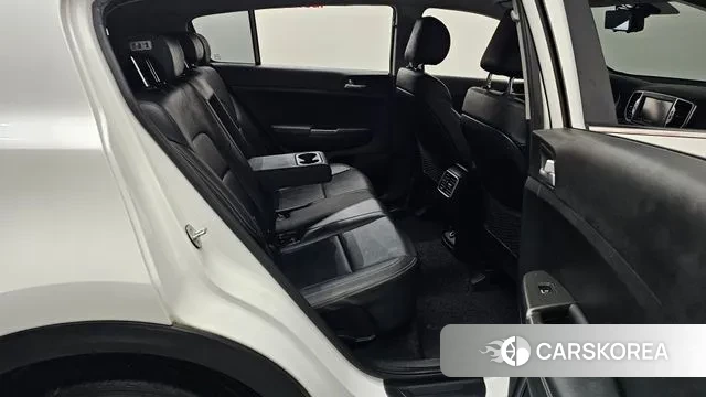 Kia Sportage 4th Generation 2018 Белый из Кореи, фото 3