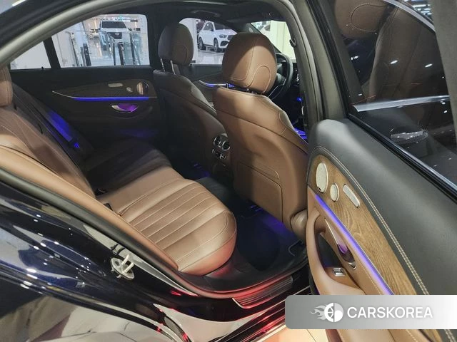 Mercedes-Benz E-Class W213 2022 Синий из Кореи, фото 3