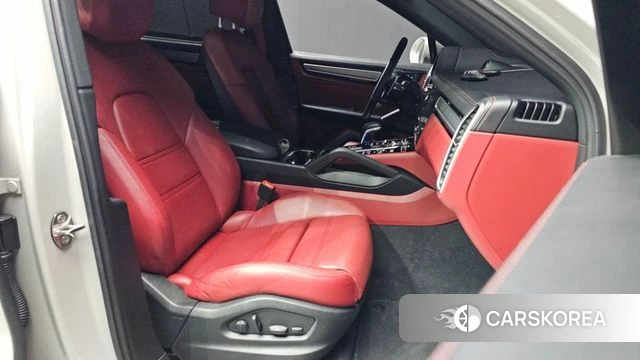 Porsche Cayenne (PO536) 2022 Серебристо-серый из Кореи, фото 3