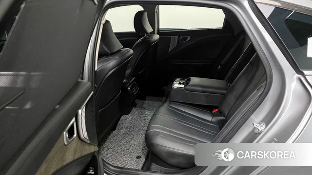 Kia K8 Hybrid 2023 Серебристо-серый из Кореи, фото 3