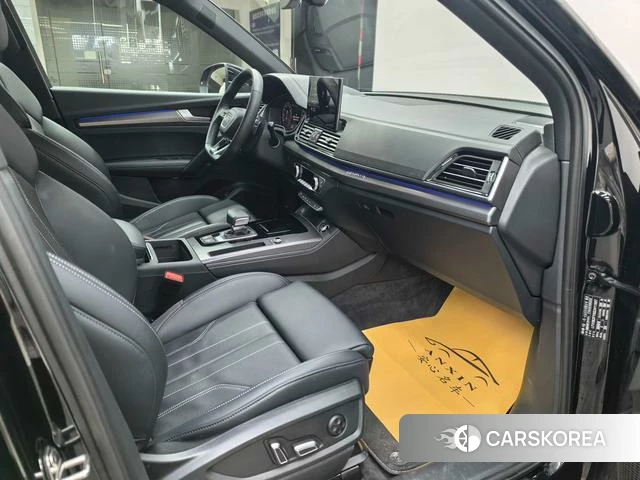 Audi Q5L 2025 Черный из Китая, фото 3