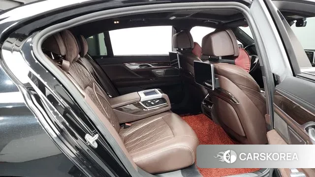 BMW 7 Series (G11) 2021 Черный из Кореи, фото 3