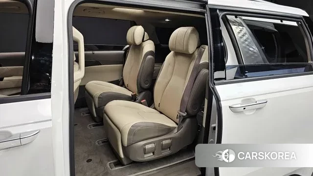 Kia Carnival 4th generation 2023 Белый из Кореи, фото 3