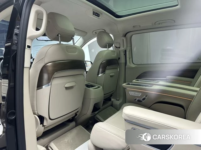Mercedes-Benz V-class 2023 Черный из Китая, фото 3