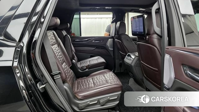 Cadillac Escalade 5th Generation 2021 Черный из Кореи, фото 3