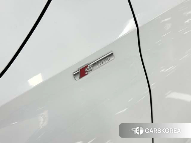 Audi A3 2022 Белый из Китая, фото 3