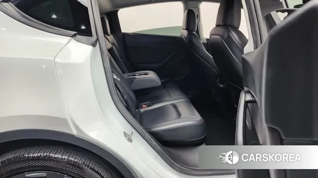 Tesla Model Y 2021 Белый из Кореи, фото 3