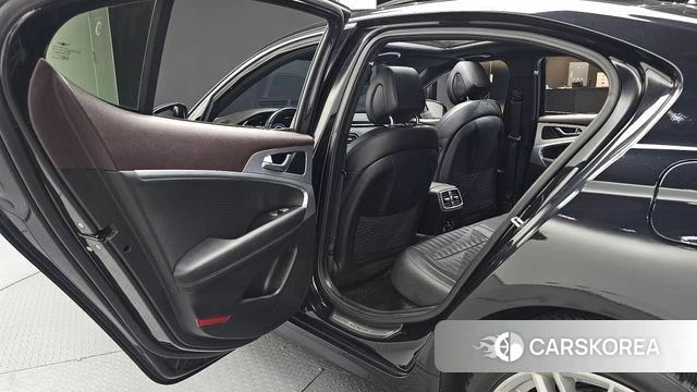 Genesis G70 2019 Черный из Кореи, фото 3