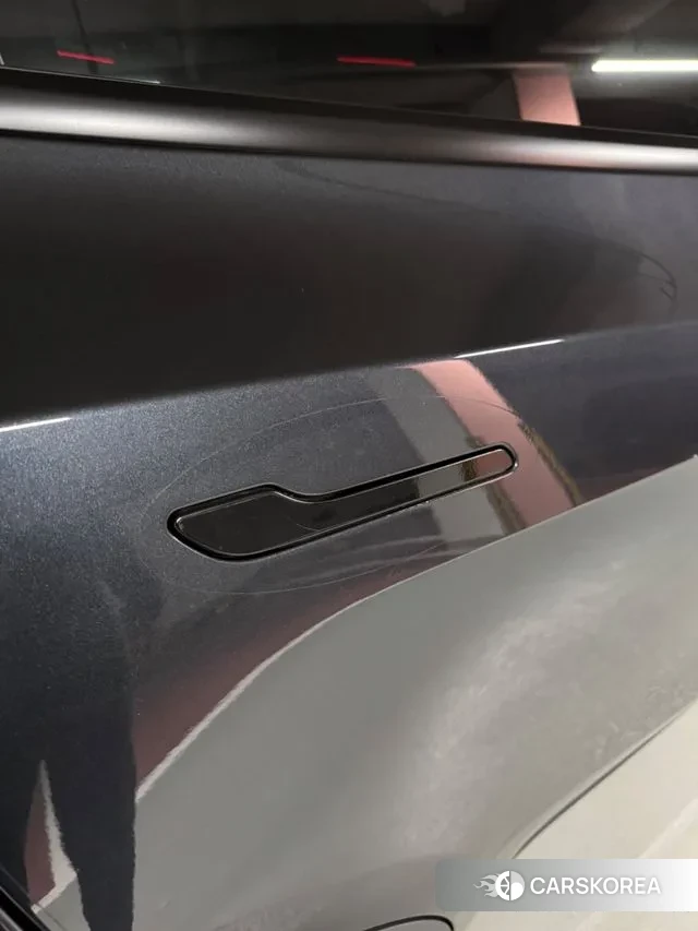 Tesla Model Y 2025 Серый из Кореи, фото 3