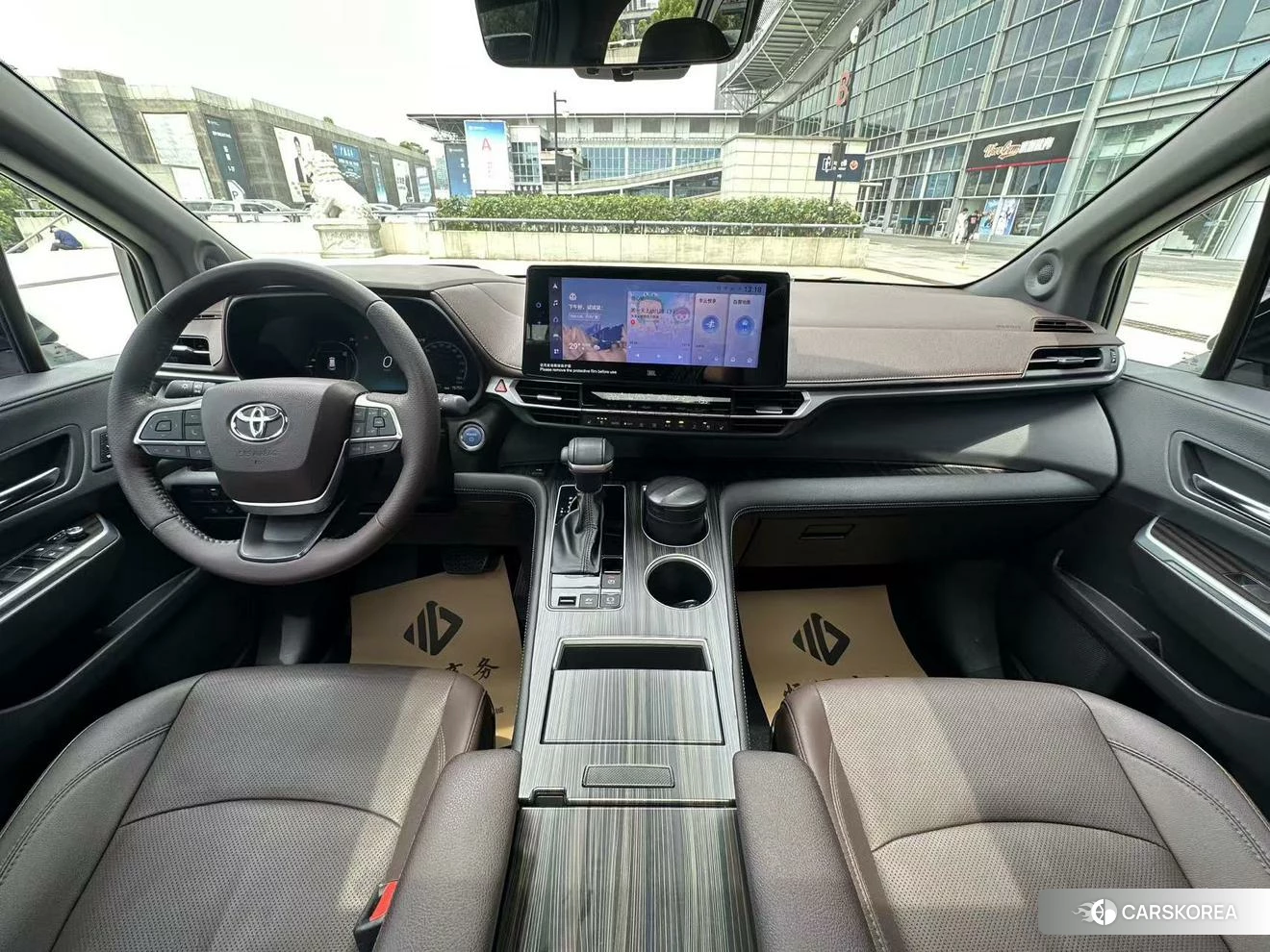 Toyota Saina 2021 Белый из Китая, фото 3