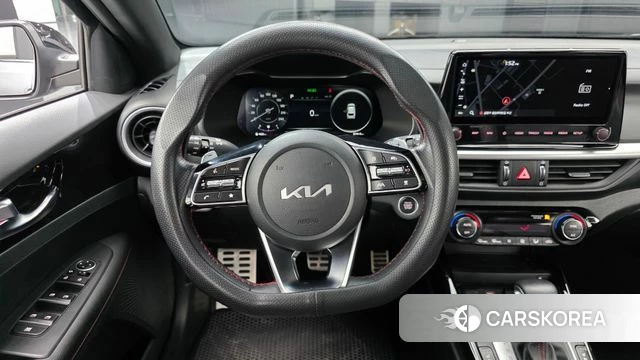 Kia The New K3 2nd generation 2021 Серебряный из Кореи, фото 3