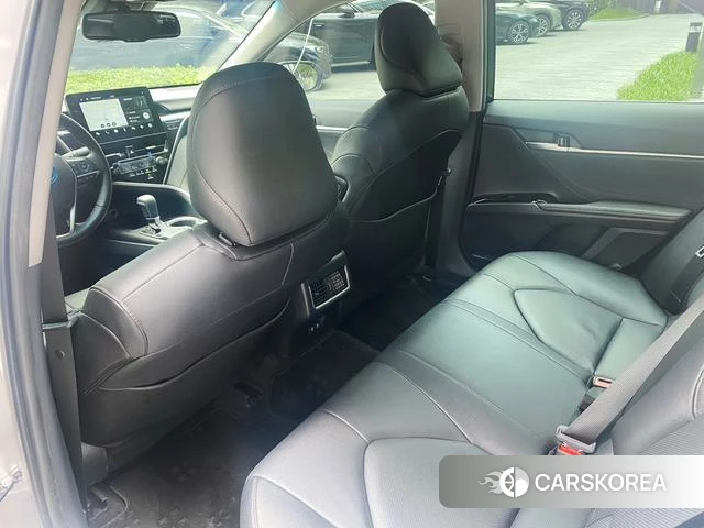Toyota Camry 2023 Серебристо-серый из Китая, фото 3