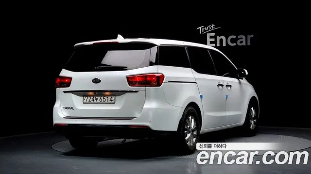 Kia All New Carnival 2018 Белый из Кореи, фото 3