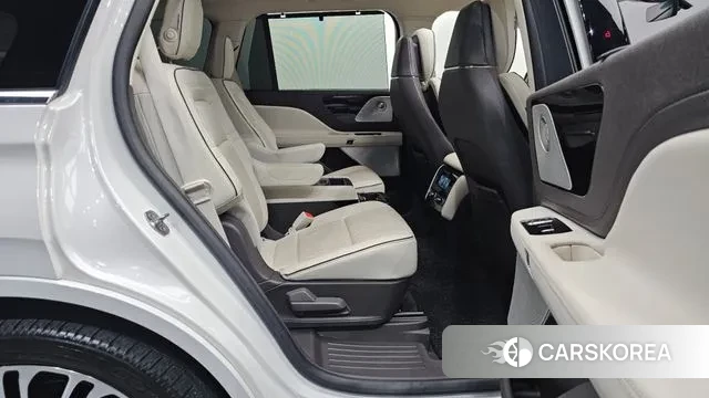 Lincoln Aviator 2nd generation 2020 Белый из Кореи, фото 3