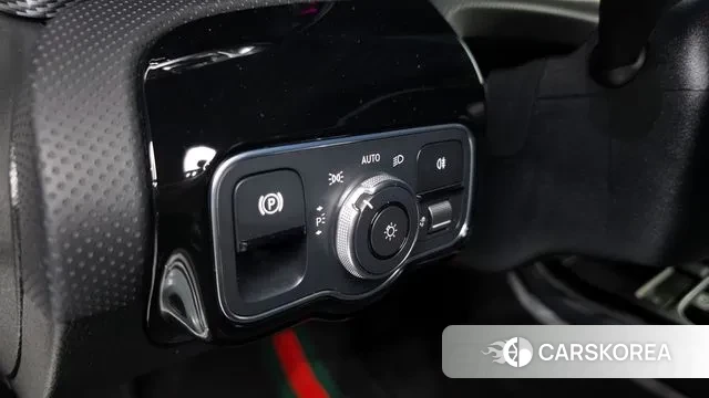 Mercedes-Benz A-Class W177 2021 Белый из Кореи, фото 3