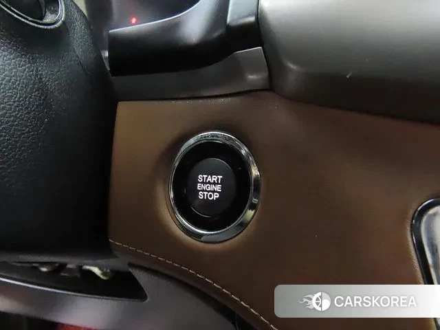 Ssangyong Rexton Sports Cannes 2019 Красный из Кореи, фото 3