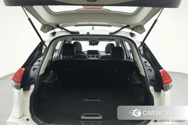 Nissan Qijun 2021 Белый из Китая, фото 3