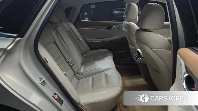 Hyundai The New Grandeur IG Hybrid 2022 Жемчужный цвет из Кореи, фото 3