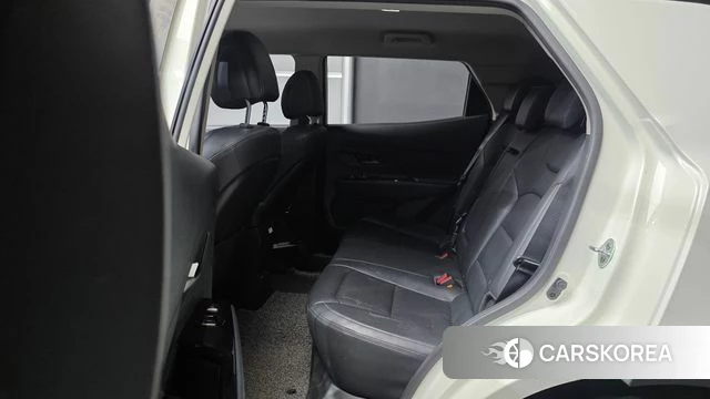 Ssangyong Beautiful Korando 2021 Жемчужный цвет из Кореи, фото 3