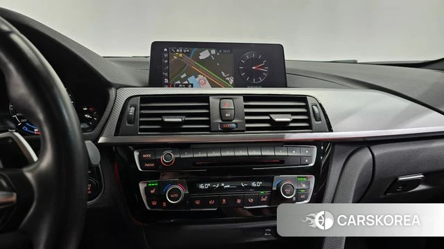 BMW 3 Series (F30) 2018 Серый из Кореи, фото 3