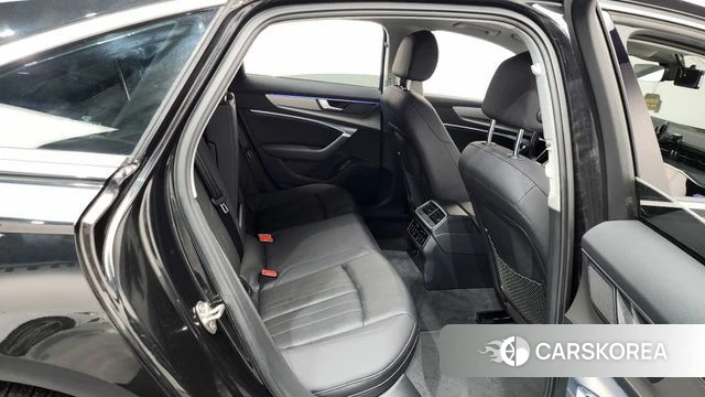 Audi A6 (C8) 2020 Черный из Кореи, фото 3