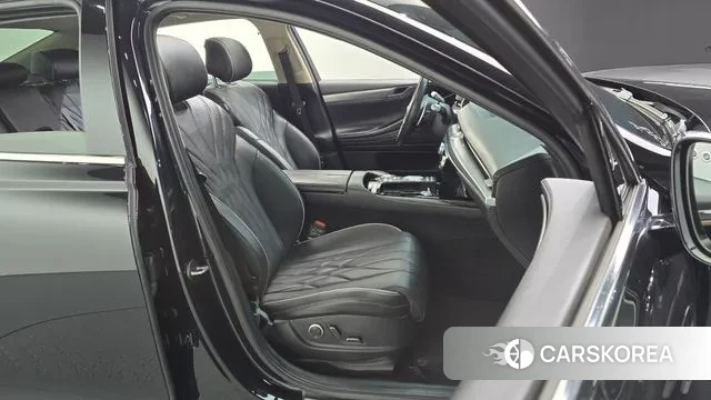 Genesis G80 (RG3) 2022 Черный из Кореи, фото 3