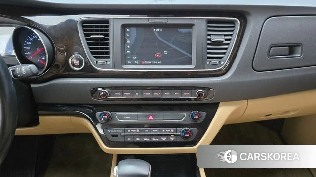 Kia The New Carnival 2019 Белый из Кореи, фото 3
