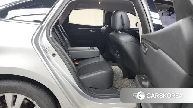 Renault Korea (Samsung) SM6 2018 Серебряный из Кореи, фото 3