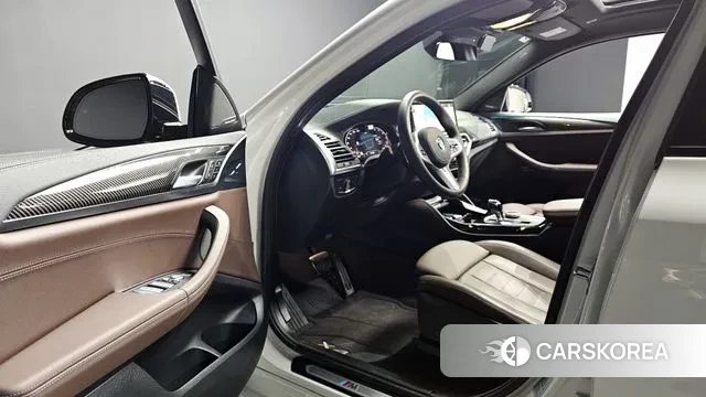 BMW X4 (G02) 2024 Белый из Кореи, фото 3