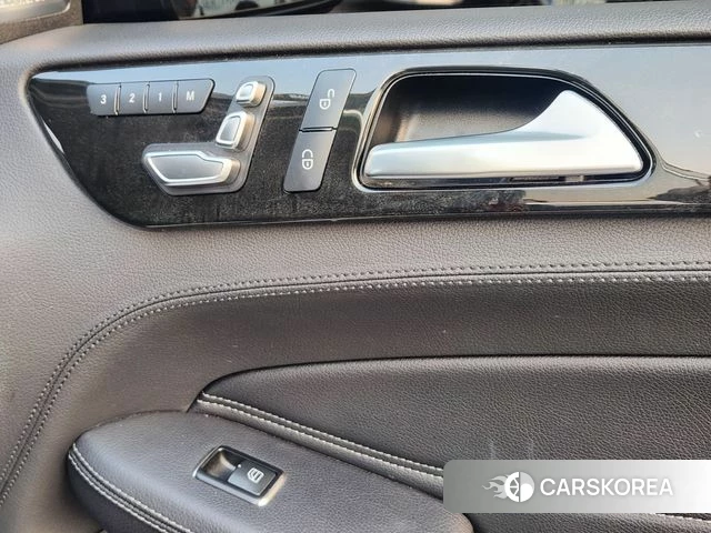 Mercedes-Benz GLS - Class X166 2018 Черный из Кореи, фото 3