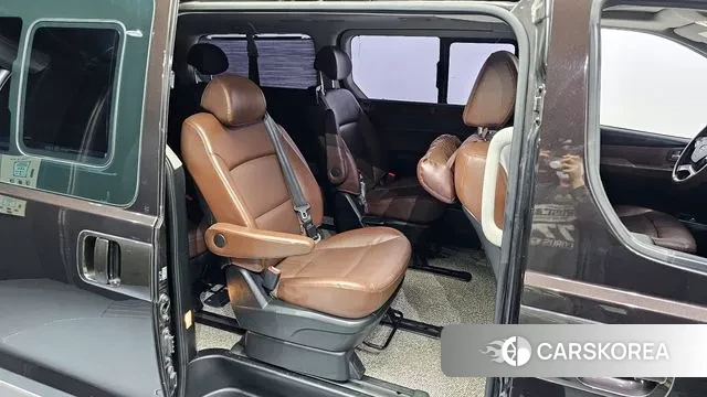 Hyundai The New Grand Starex 2018 Коричневый из Кореи, фото 3