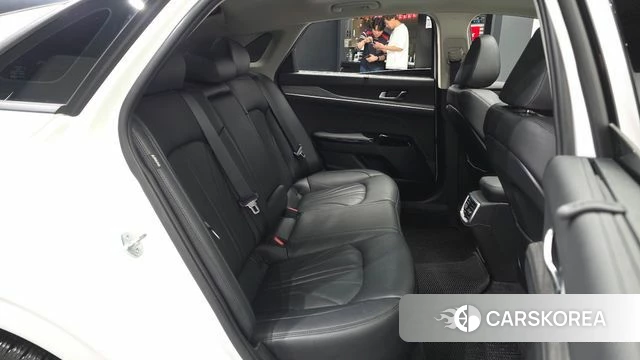 Kia The New K5 3rd generation 2024 Белый из Кореи, фото 3