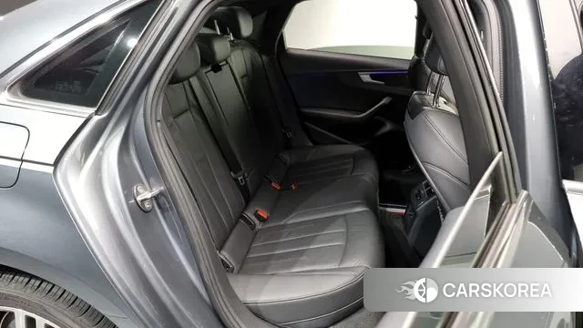 Audi A4 (B9) 2019 Серый из Кореи, фото 3