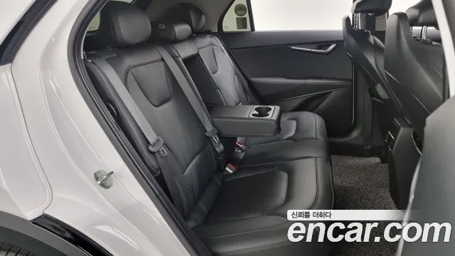 Kia Di Ol Nu Niro 2023 Белый из Кореи, фото 3