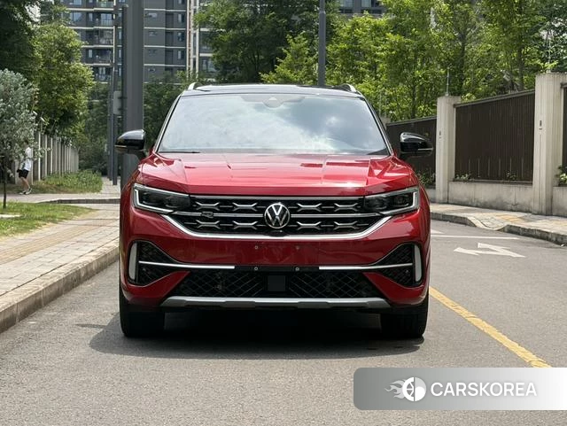 Volkswagen Tanyue X 2023 Красный из Китая, фото 3