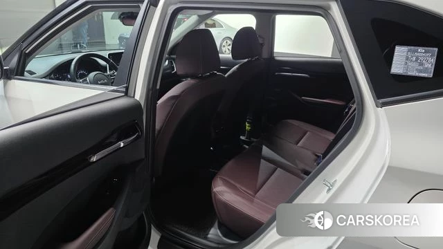 Kia Seltos 2021 Белый из Кореи, фото 3