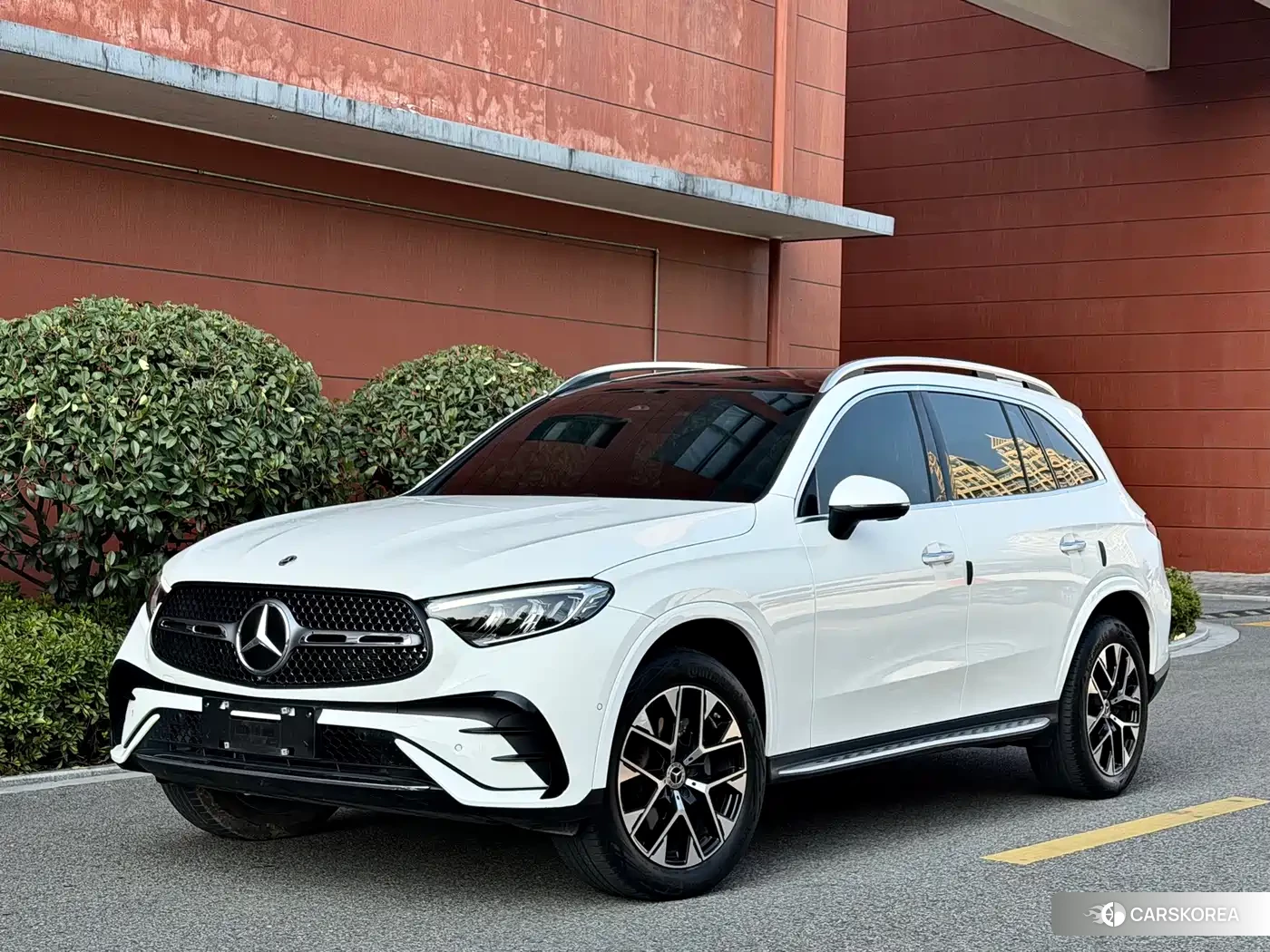 Mercedes-Benz GLC 2024 Белый из Китая, фото 3