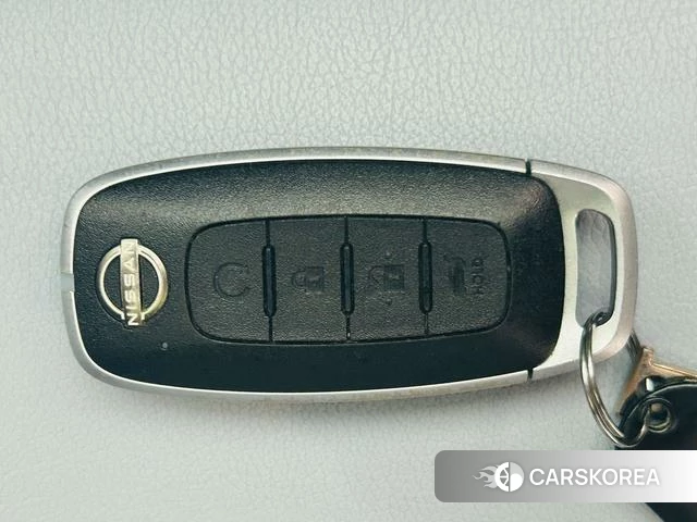 Nissan Qijun 2023 Белый из Китая, фото 3
